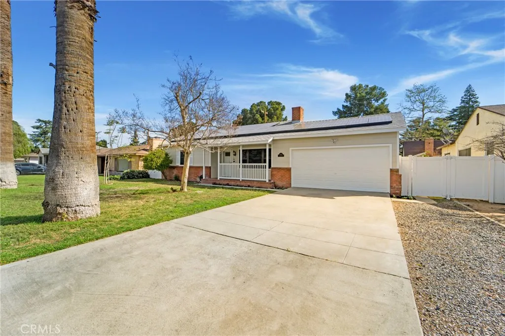 6068 Lawson Way, Riverside, California 92506 home-pic-5