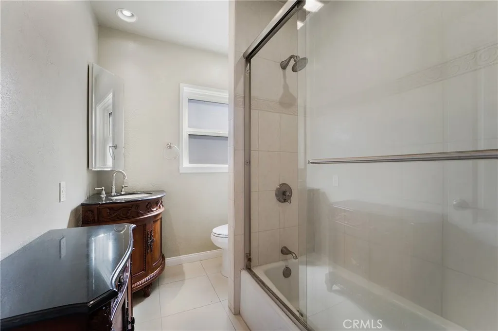 6068 Lawson Way, Riverside, California 92506 home-pic-19