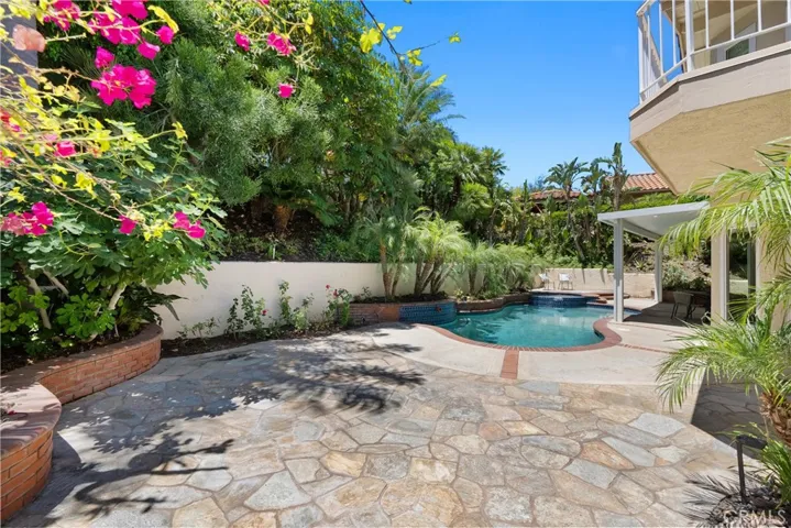 20520 Via Magdalena, Yorba Linda, California 92887