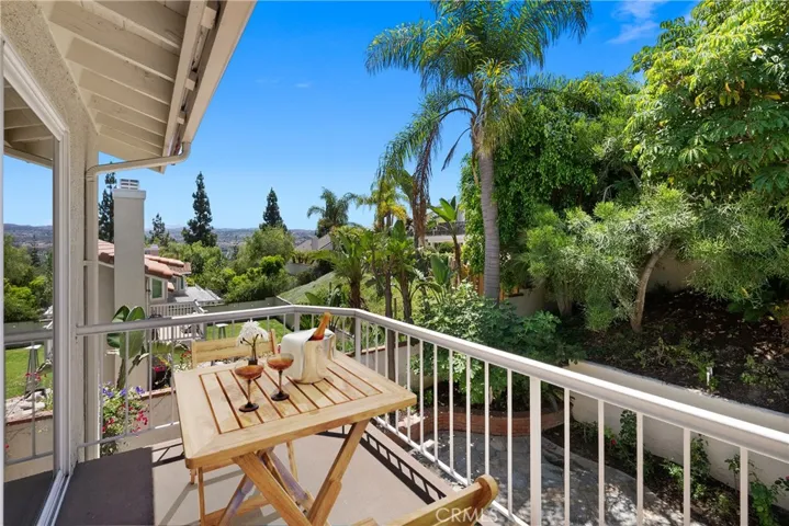 20520 Via Magdalena, Yorba Linda, California 92887