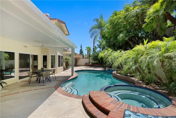 20520 Via Magdalena, Yorba Linda, California 92887