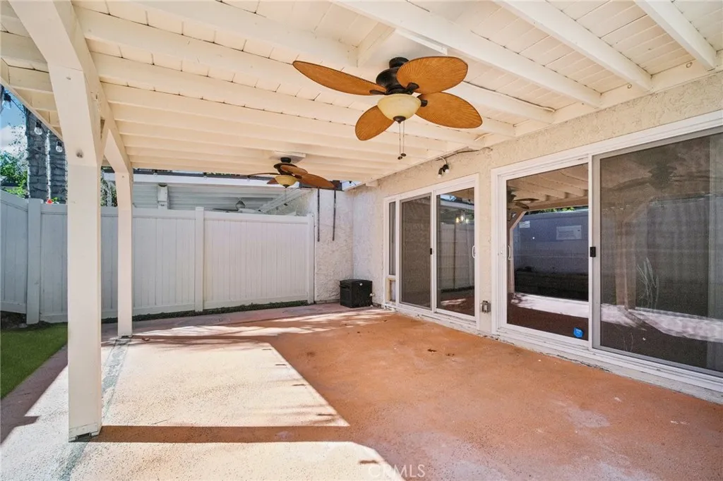 22810 Rio Chico, Saugus, California 91354 home-pic-58