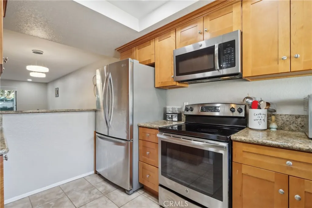 12848 Timber Road 33, Garden Grove, California 92840 home-pic-4
