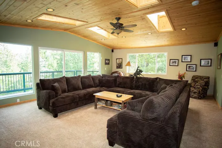 1100 Johnny Way, Big Bear City, California 92314 home-pic-17