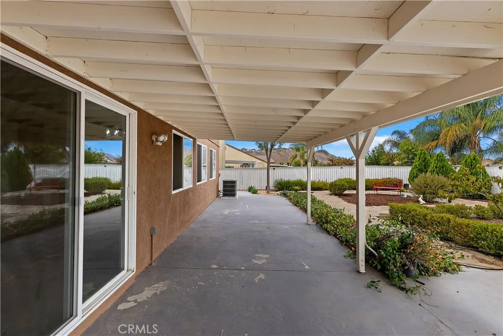 12286 Falling Branch Court, Riverside, California 92503 home-pic-36