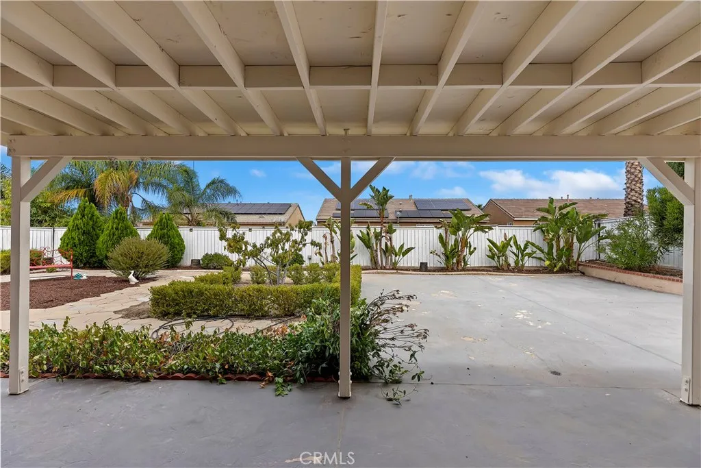 12286 Falling Branch Court, Riverside, California 92503 home-pic-37