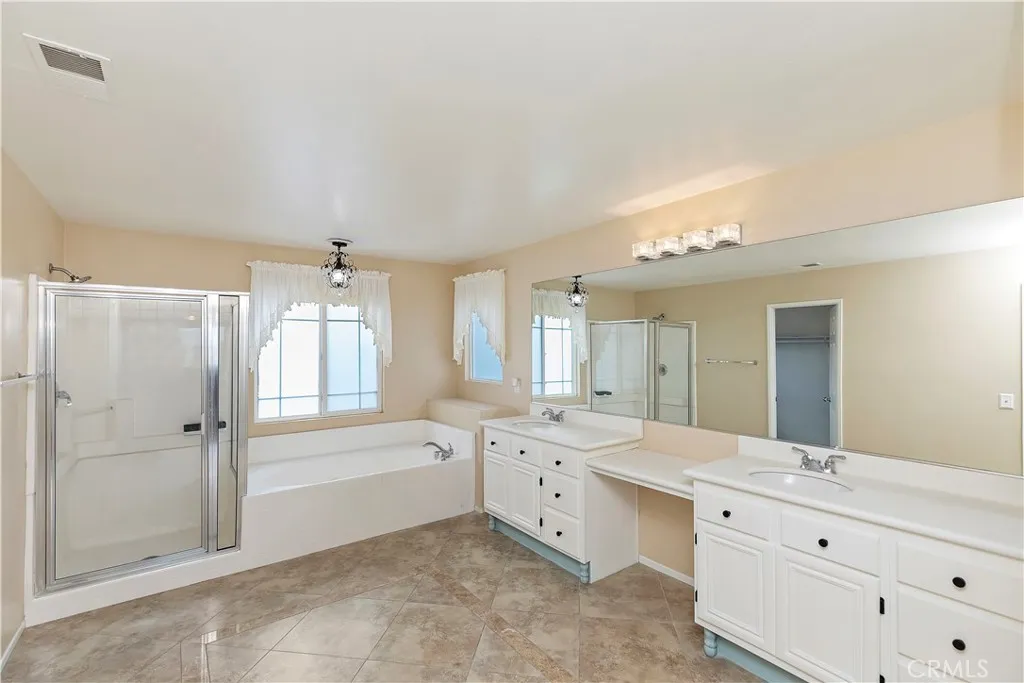 12286 Falling Branch Court, Riverside, California 92503 home-pic-29