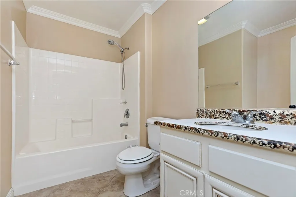 12286 Falling Branch Court, Riverside, California 92503 home-pic-18