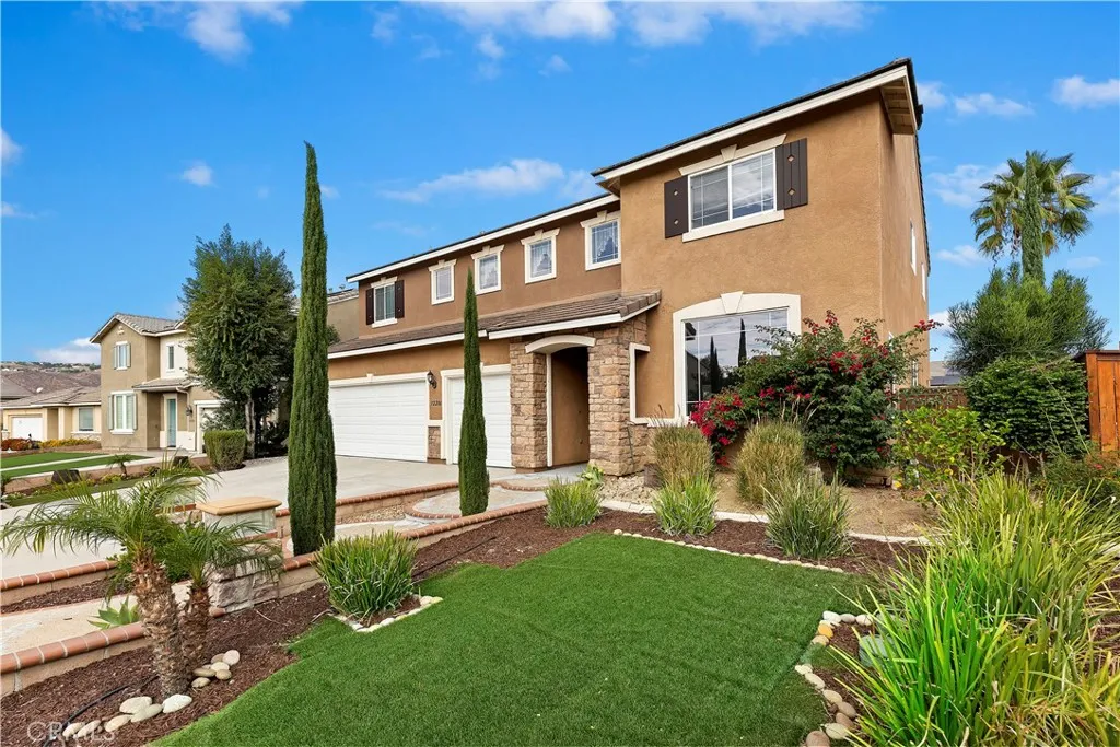 12286 Falling Branch Court, Riverside, California 92503 home-pic-2