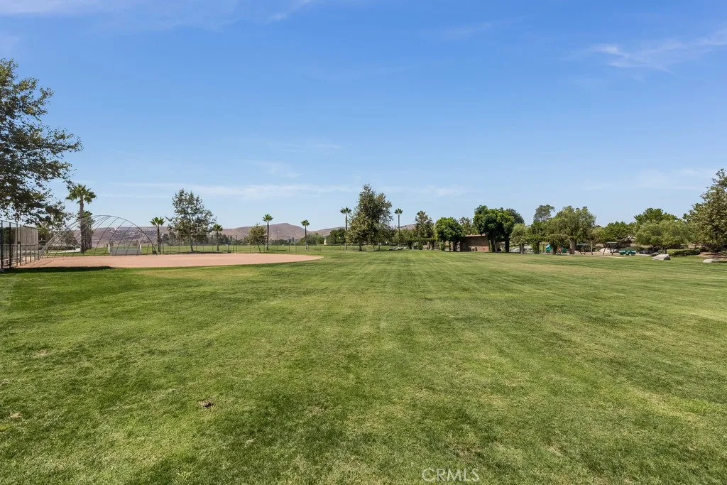 12286 Falling Branch Court, Riverside, California 92503 home-pic-46