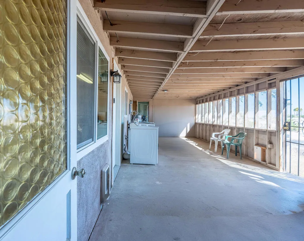 2338 Sand Ere Avenue, Thermal, California 92274 home-pic-34
