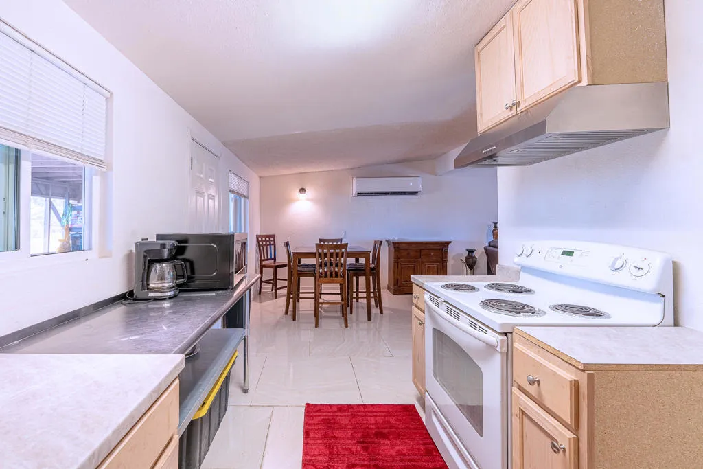 2338 Sand Ere Avenue, Thermal, California 92274 home-pic-23