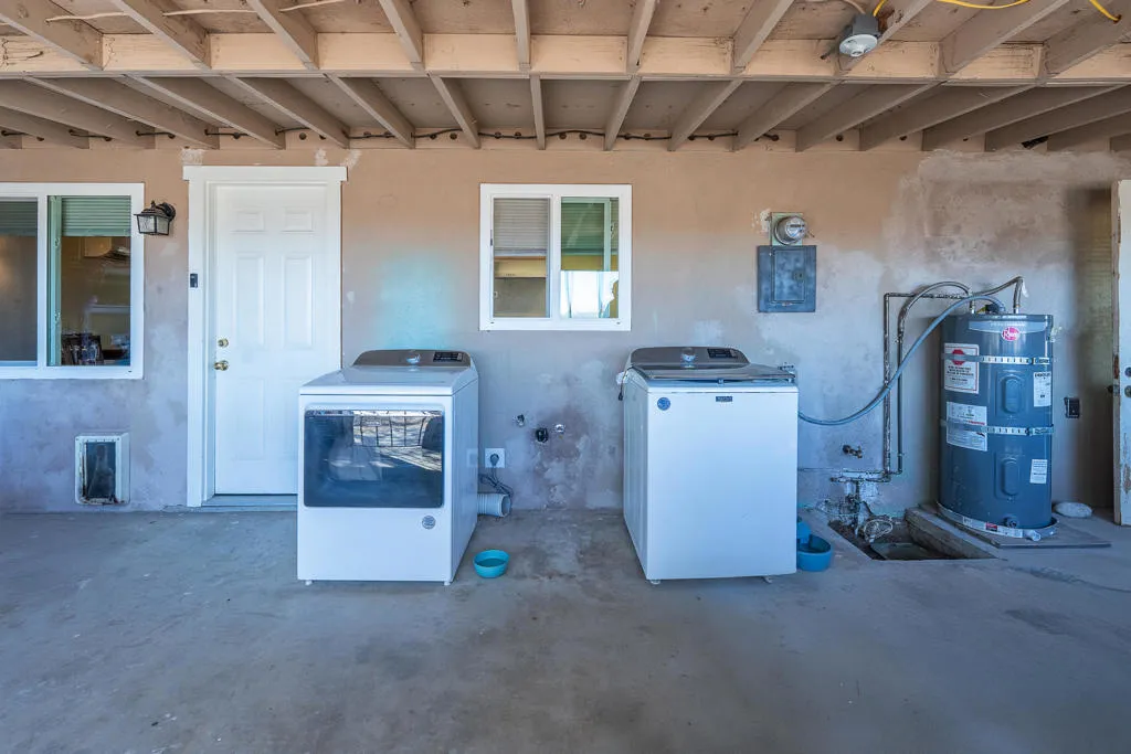 2338 Sand Ere Avenue, Thermal, California 92274 home-pic-37