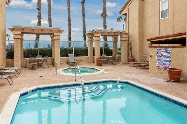 2000 Pacific Coast Hwy 102, Huntington Beach, California 92648