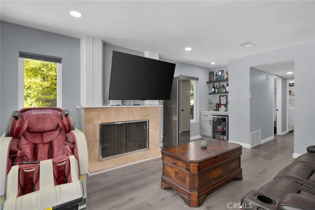 26 Viewpoint Circle, Pomona, California 91766 home-pic-11