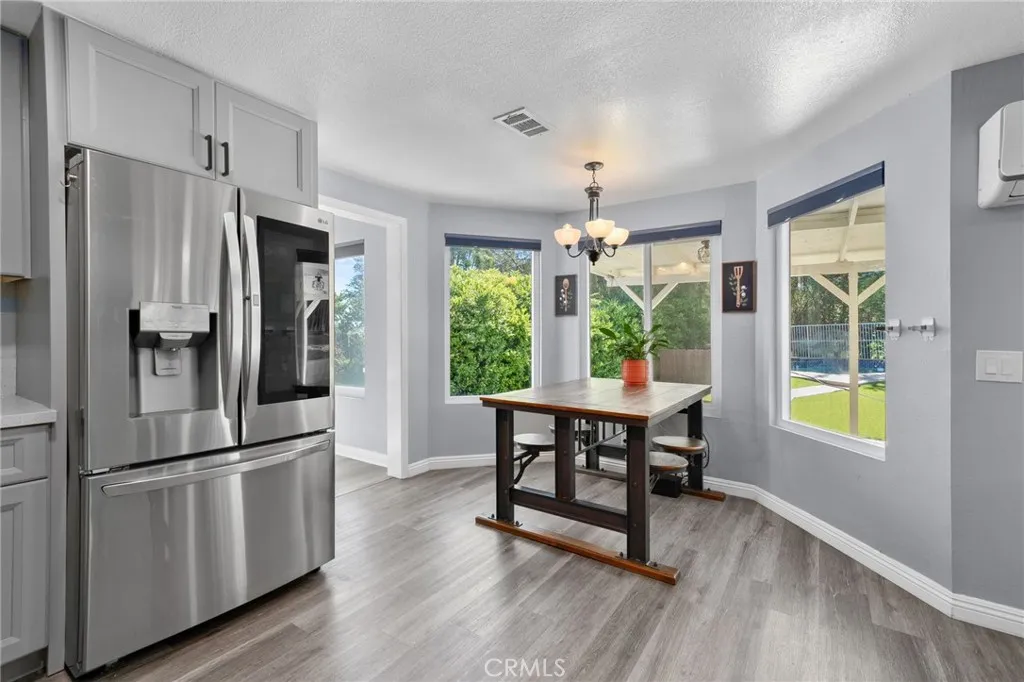 26 Viewpoint Circle, Pomona, California 91766 home-pic-15