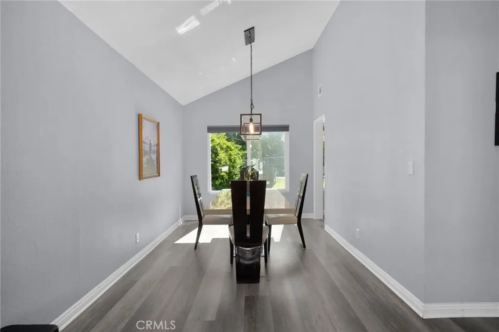 26 Viewpoint Circle, Pomona, California 91766 home-pic-7