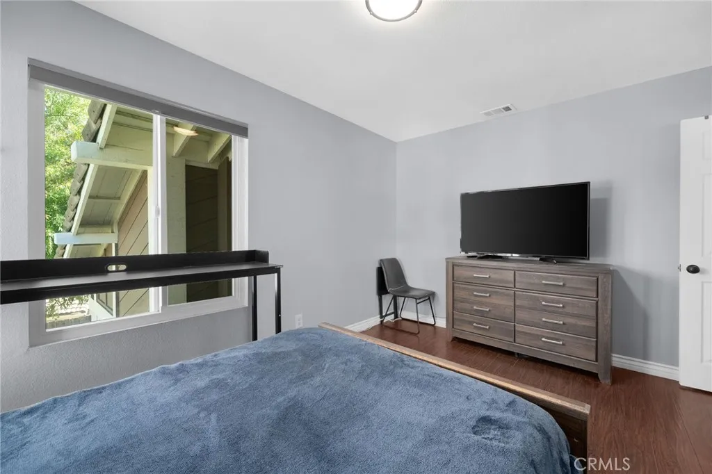26 Viewpoint Circle, Pomona, California 91766 home-pic-37