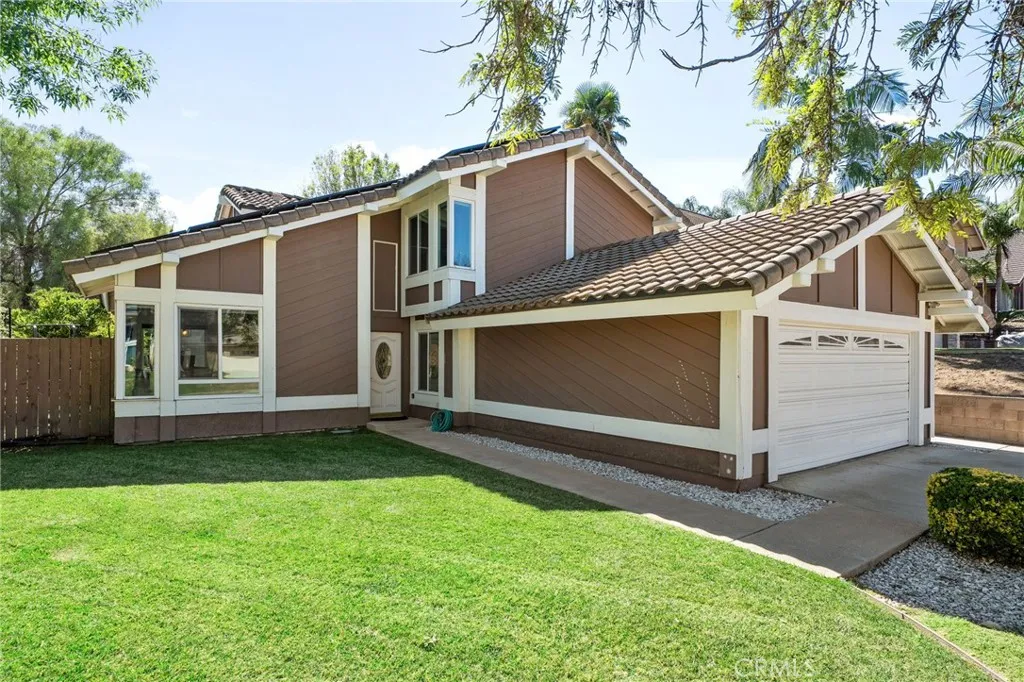 26 Viewpoint Circle, Pomona, California 91766 home-pic-1