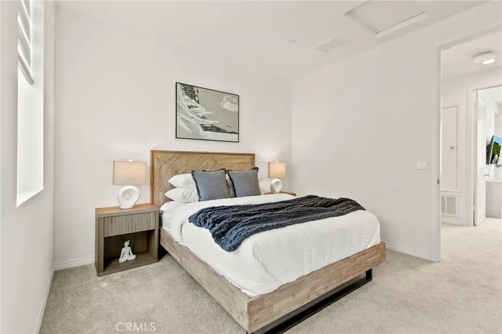 102 Sawbuck, Irvine, California 92618 home-pic-19