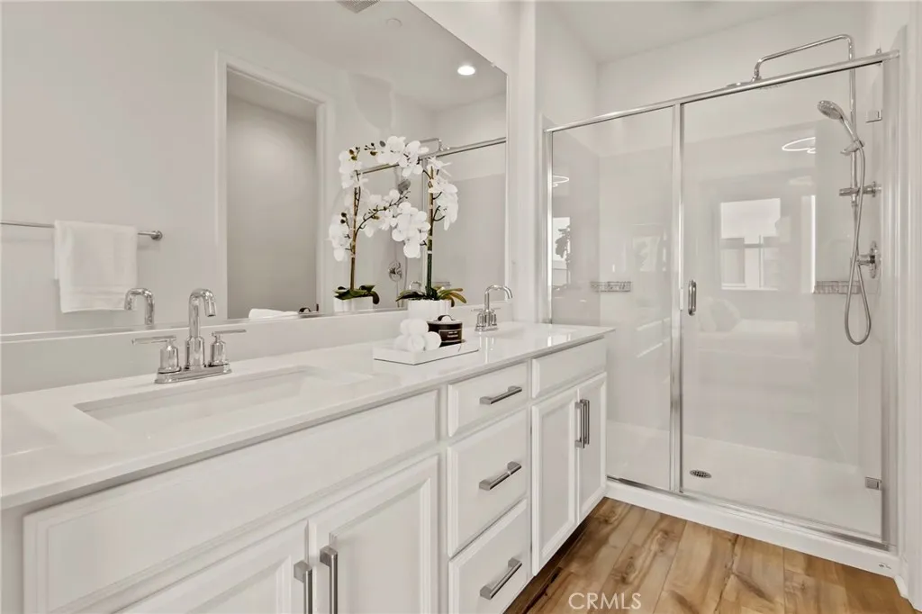 102 Sawbuck, Irvine, California 92618 home-pic-16