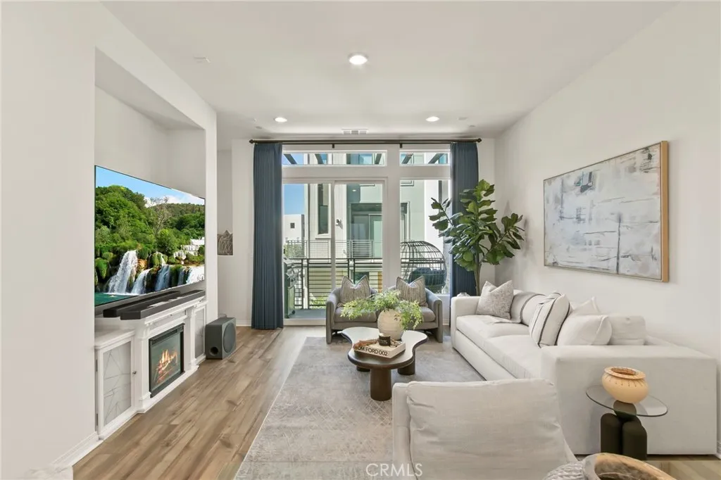 102 Sawbuck, Irvine, California 92618 home-pic-4