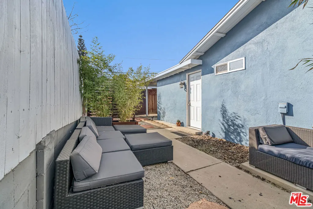 11725 Balboa Boulevard, Granada Hills, California 91344 home-pic-49