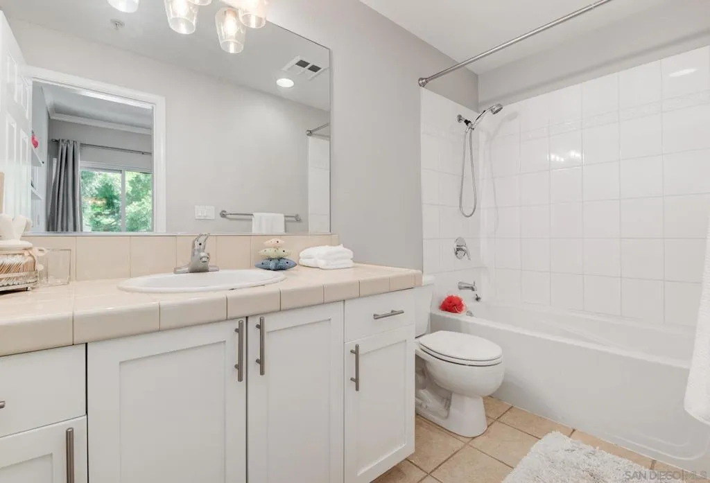 1277 Kettner Blvd 102, San Diego, California 92101 home-pic-17