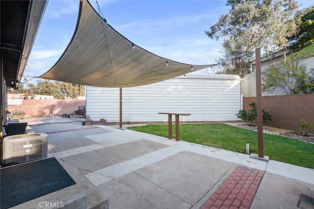 18724 S Brighton, Gardena, California 90248 home-pic-46