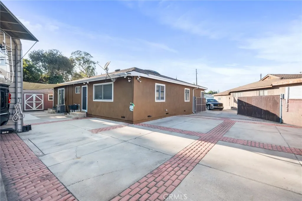 18724 S Brighton, Gardena, California 90248 home-pic-36