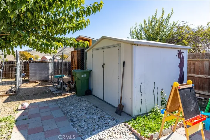 158 Calle Arroyo, Shandon, California 93461