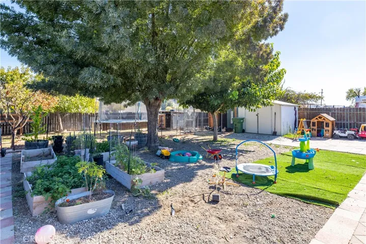 158 Calle Arroyo, Shandon, California 93461
