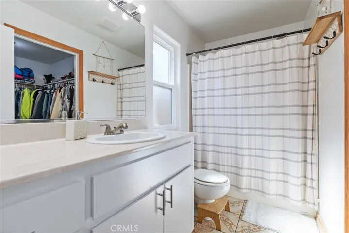 158 Calle Arroyo, Shandon, California 93461