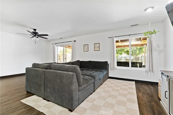 158 Calle Arroyo, Shandon, California 93461