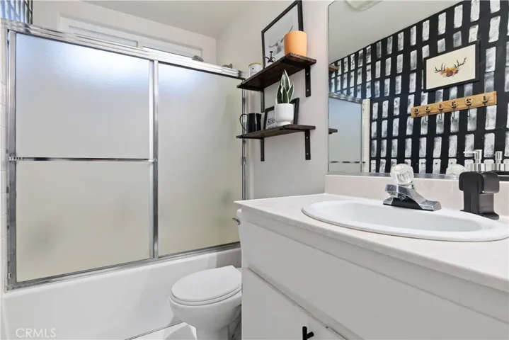 158 Calle Arroyo, Shandon, California 93461