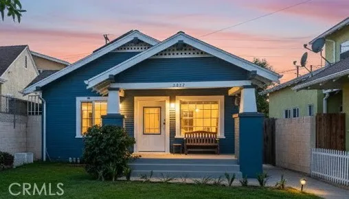 4562 Lomita, Los Angeles, California 90019