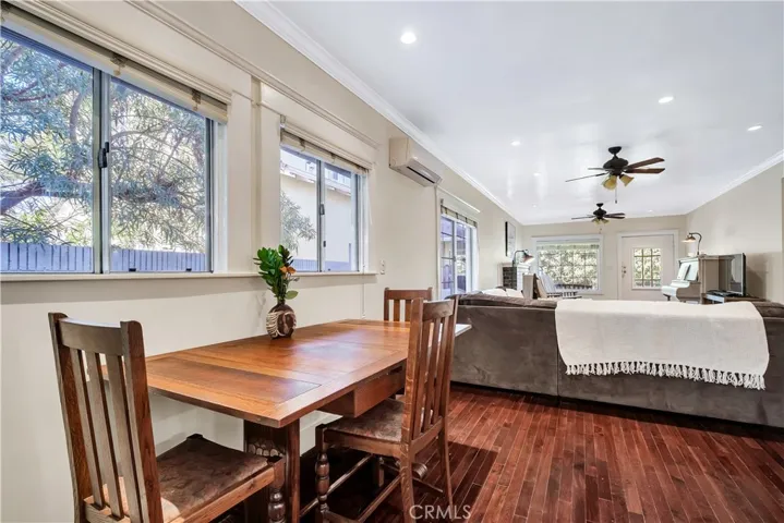 4562 Lomita, Los Angeles, California 90019