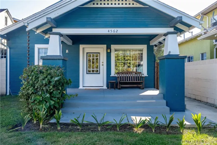 4562 Lomita, Los Angeles, California 90019