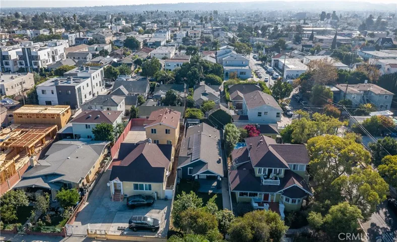 4562 Lomita, Los Angeles, California 90019