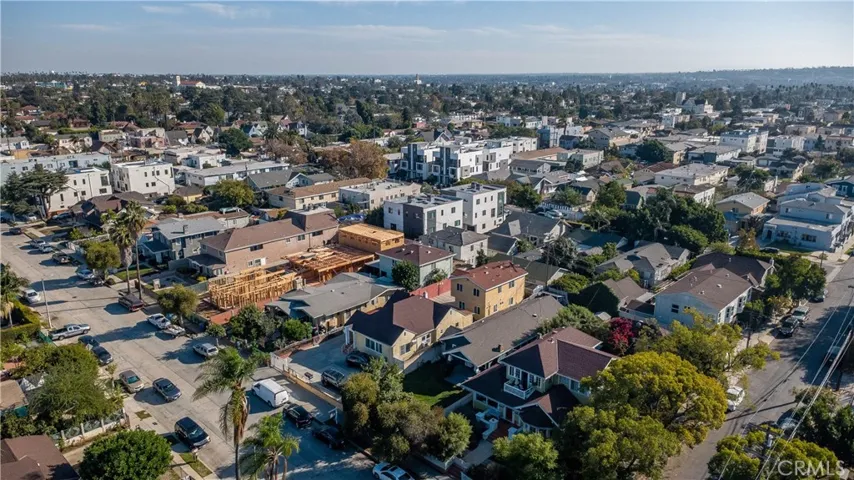 4562 Lomita, Los Angeles, California 90019