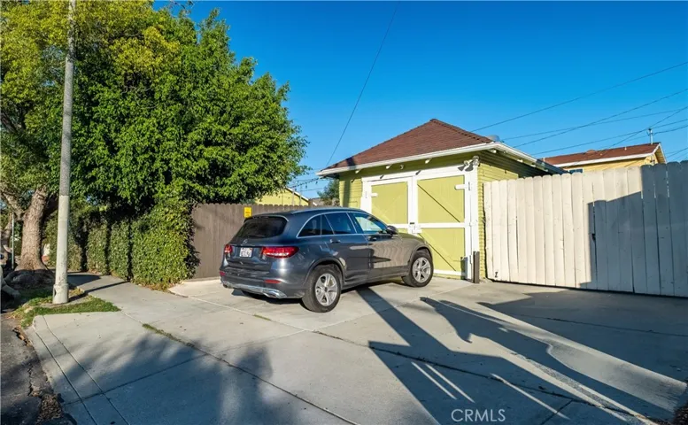 Driveway entrance