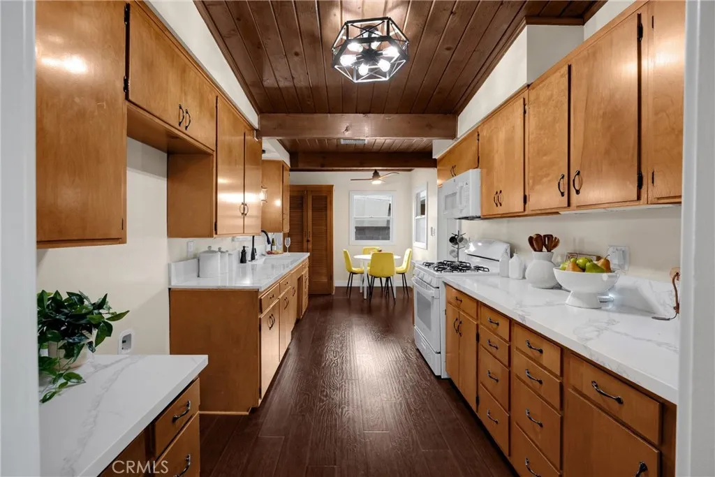 18018 E Ghent, Azusa, California 91702 home-pic-8