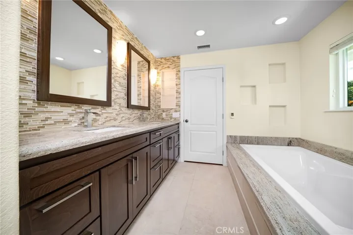 5500 Via Dianza, Yorba Linda, California 92887