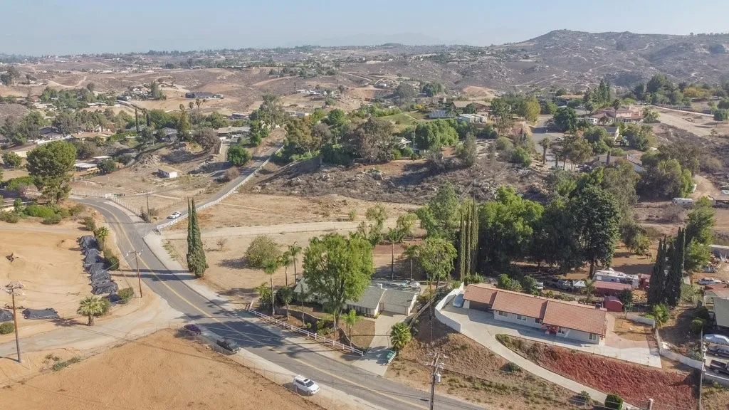 15250 Golden Star, Riverside, California 92506 home-pic-49
