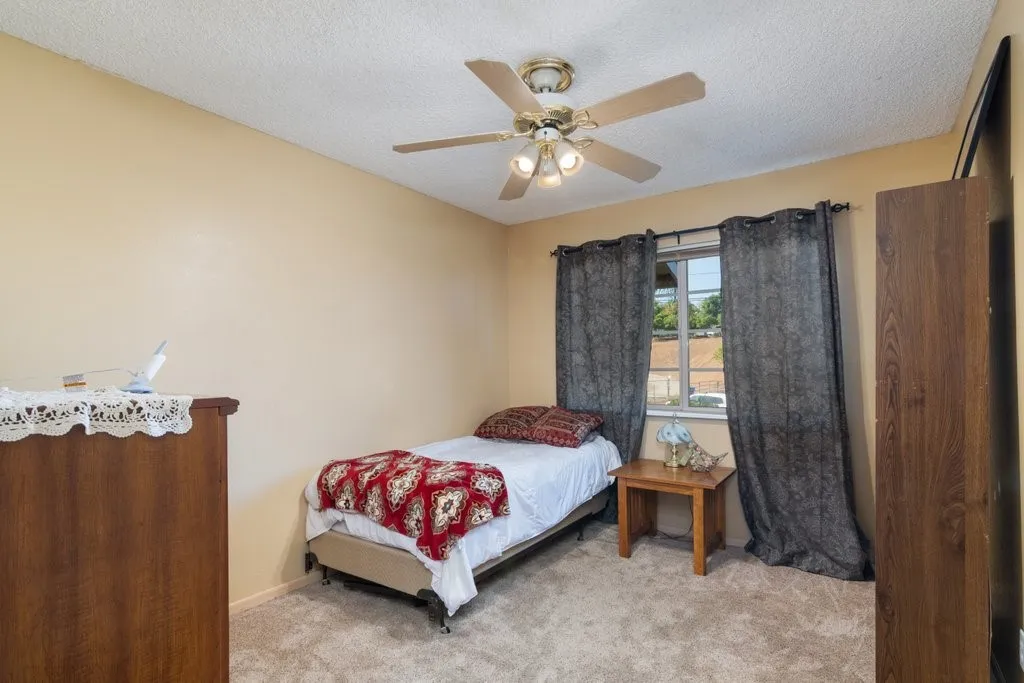 15250 Golden Star, Riverside, California 92506 home-pic-8