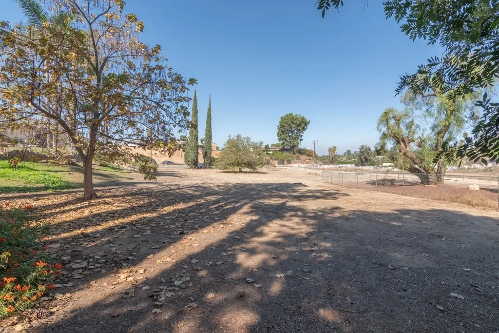 15250 Golden Star, Riverside, California 92506 home-pic-31