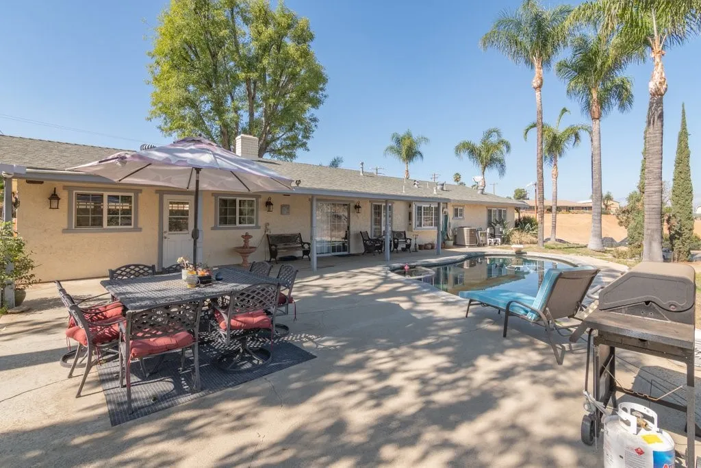 15250 Golden Star, Riverside, California 92506 home-pic-25