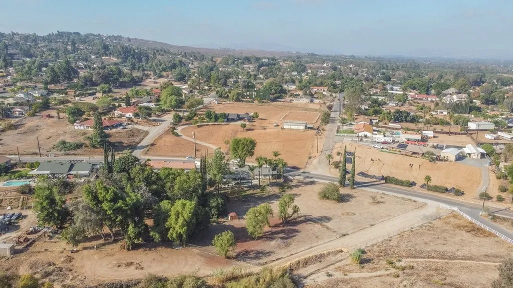 15250 Golden Star, Riverside, California 92506 home-pic-45