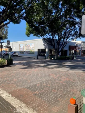 15 N 6th Street E, Redlands, California 92373