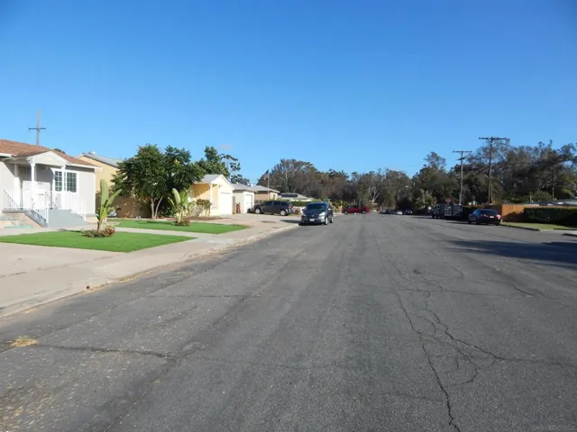 5468 Chollas Station Rd, San Diego, California 92105